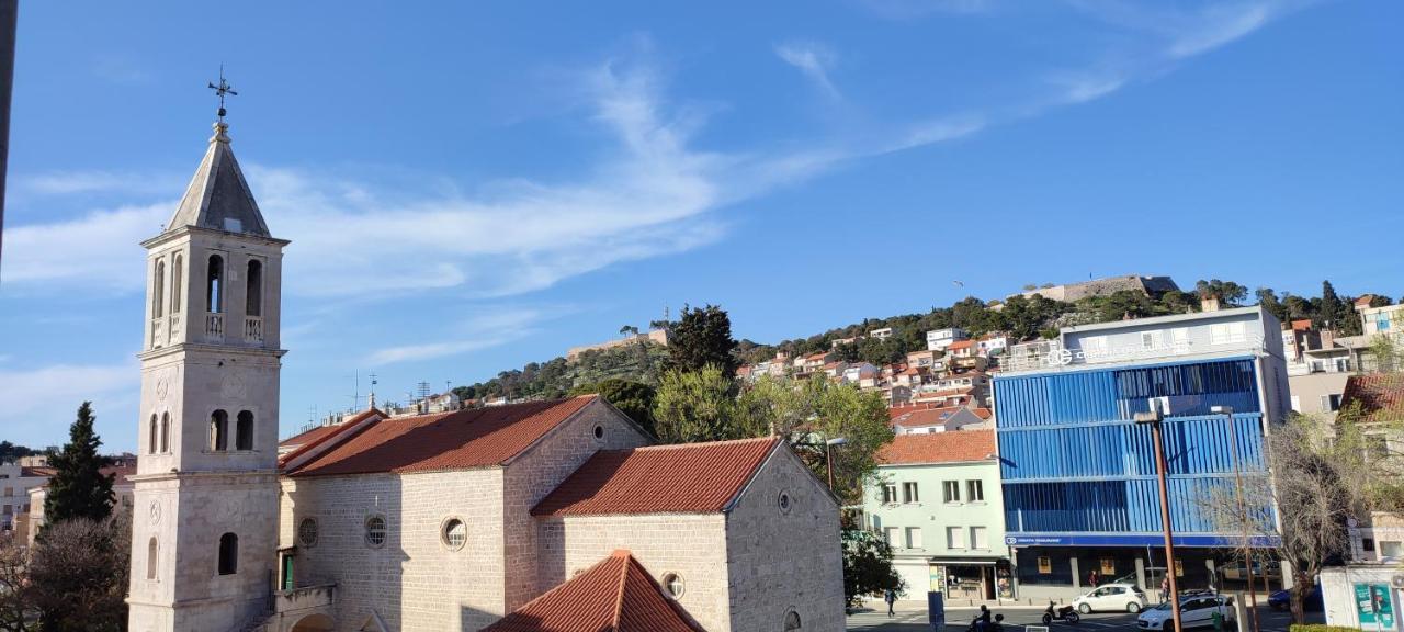 Apartment Tula Šibenik Exteriör bild