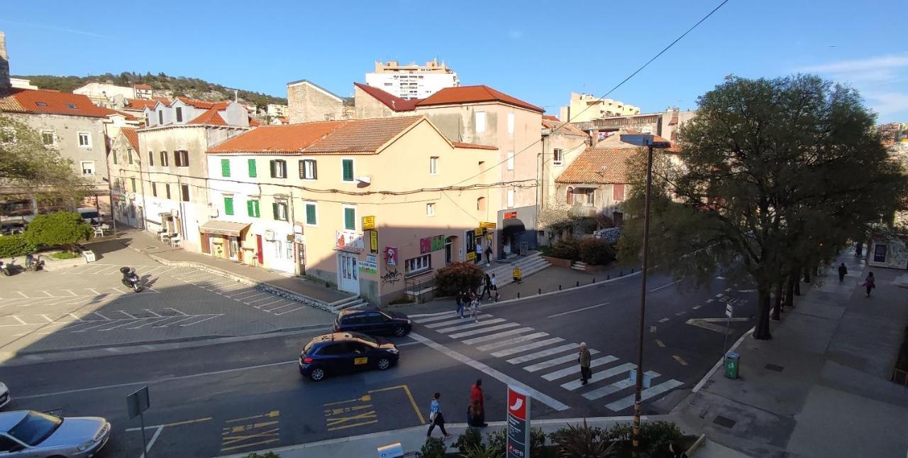 Apartment Tula Šibenik Exteriör bild