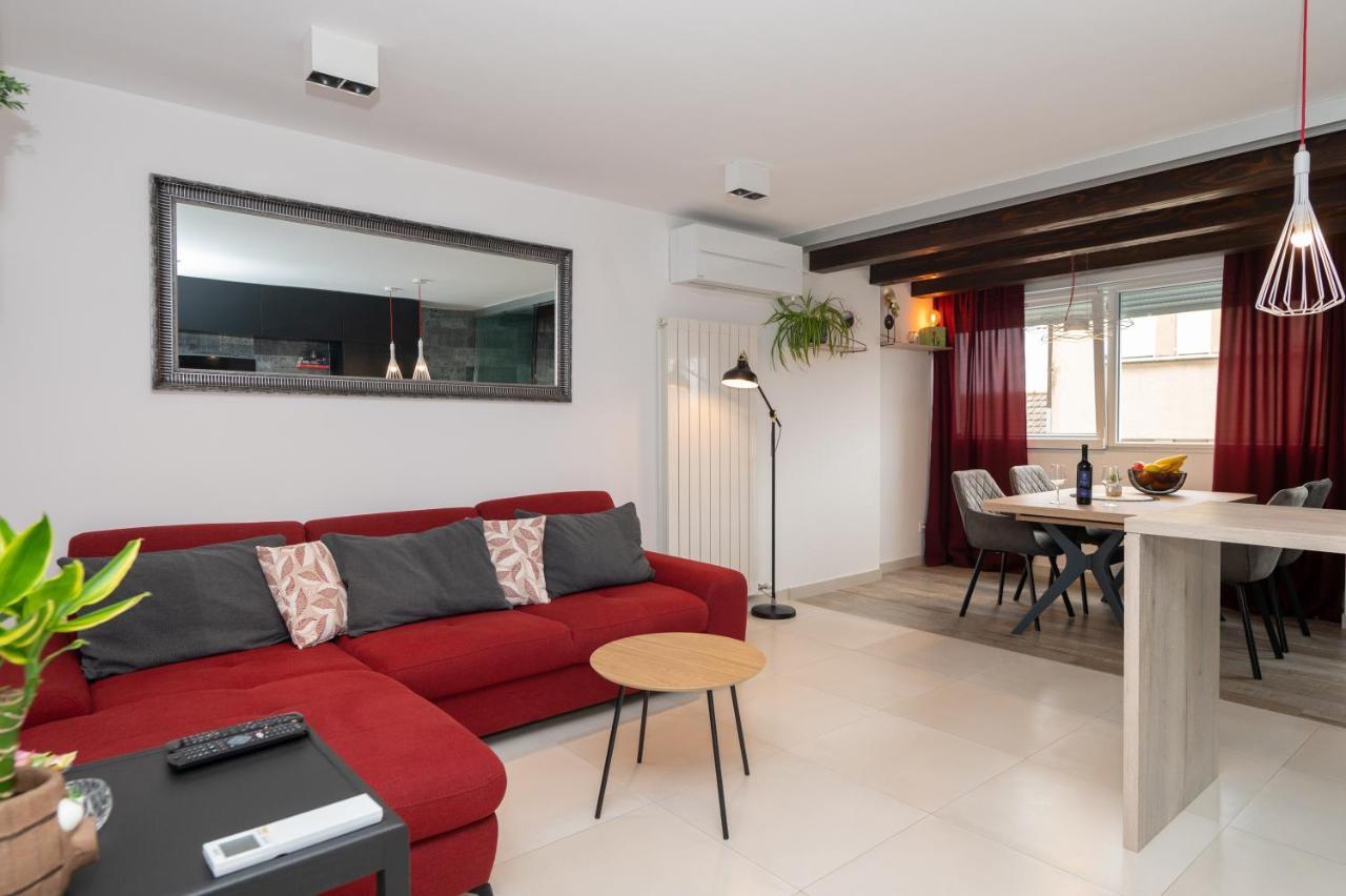 Apartment Tula Šibenik Exteriör bild