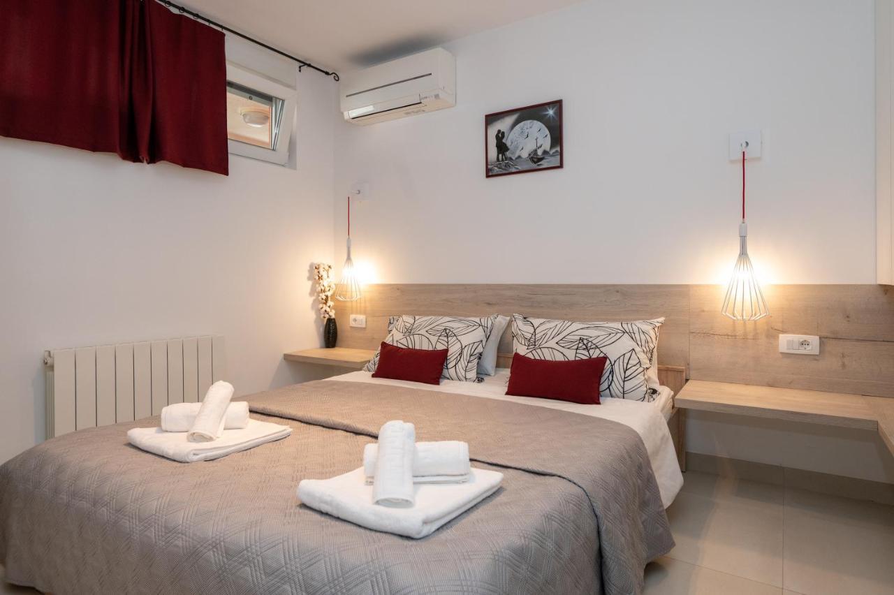 Apartment Tula Šibenik Exteriör bild